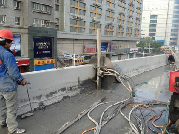 橋梁切割拆除